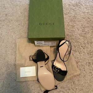 Gucci Leather GG mid-heel
